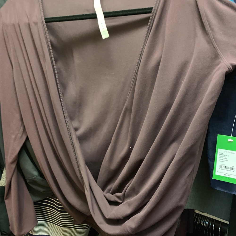 Lulu lemon full freedom top